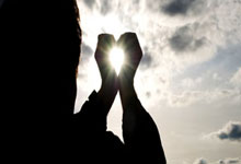 爱游戏入口 -包含集结日辽宁本钢调整名单以备国王杯，队长鼓劲环节打磨，赛场秩序良好，高层口径保持一致的词条