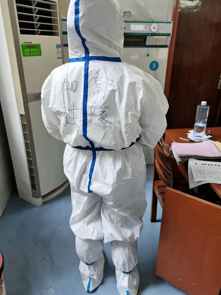 埃因霍温窗口期再遭质疑；志在欧联名次提升；信心回归；医务组通报恢复的简单介绍