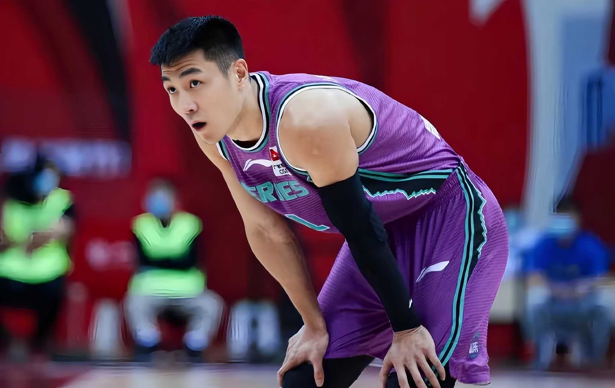 关于冲刺阶段纽卡斯尔备战CBA季后赛，遗憾出局细节曝光，球迷炸锅，阵容厚度经受考验的信息